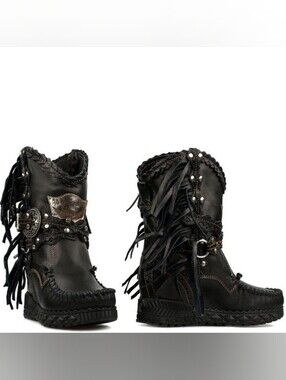 El Vaquero Arya Wild Void Boots SZ 40 🖤